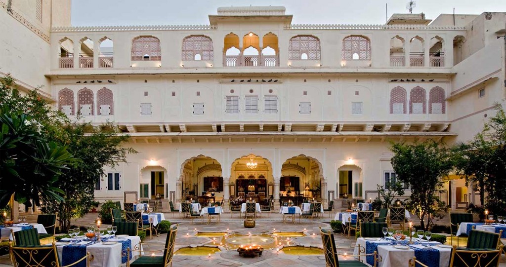 samode haveli courtyard