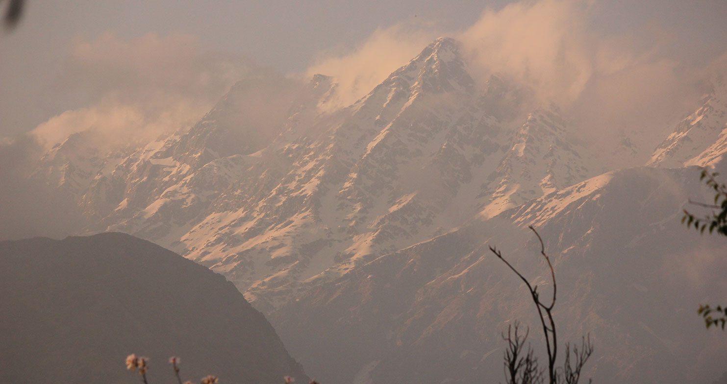 A view of the Himalayan ranges