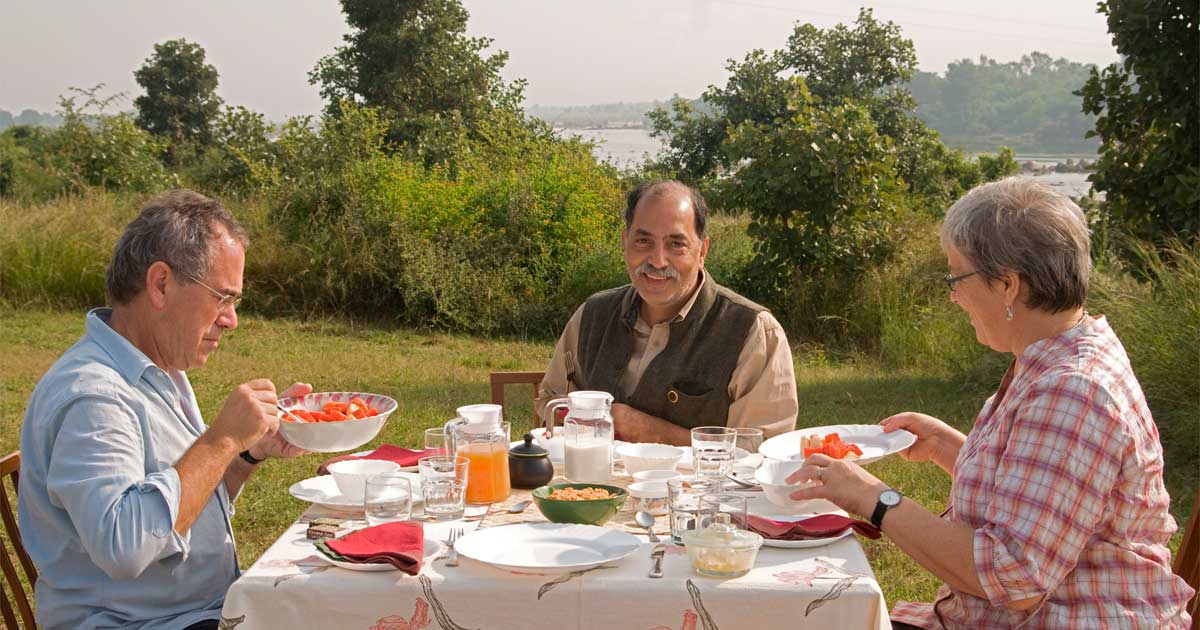 Breakfast by River Ken