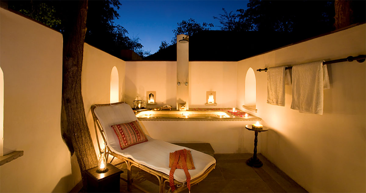 Bath tub in a cottage