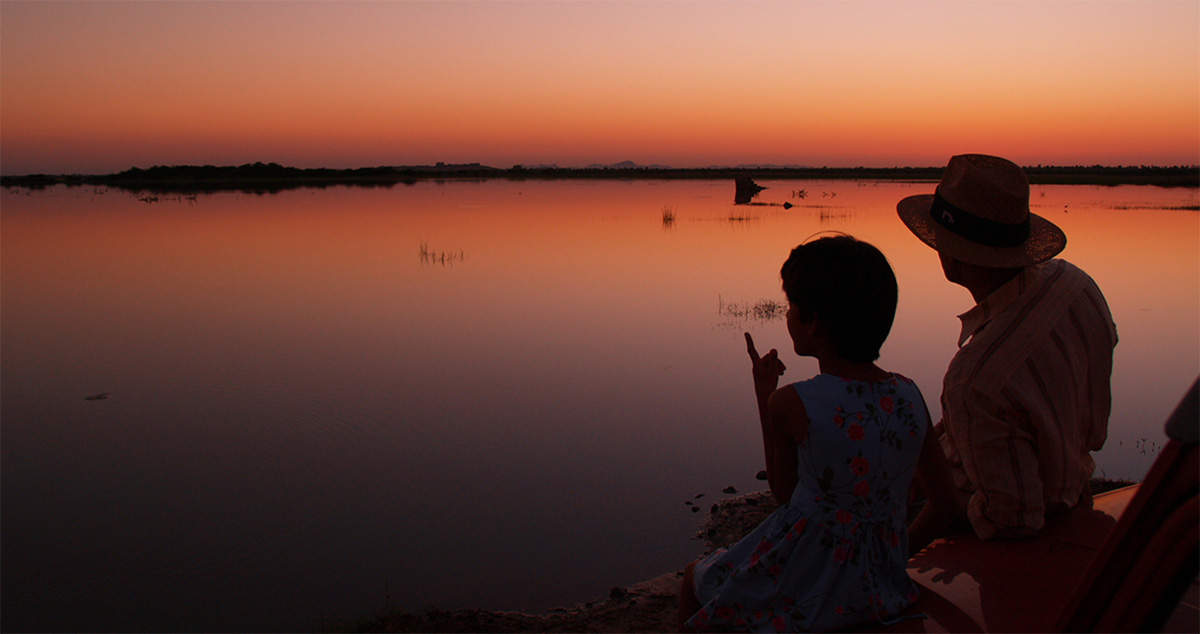 Guests at Nahargarh Lake