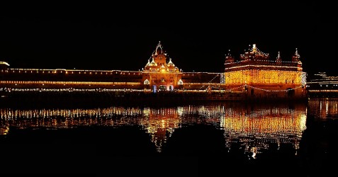 The Golden Temple & the Himalayan Foothills